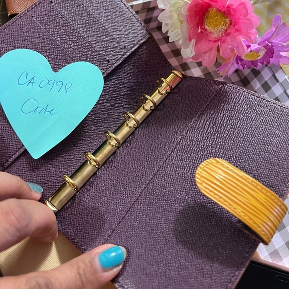 Louis Vuitton Epi Agenda - Picture 8 of 8